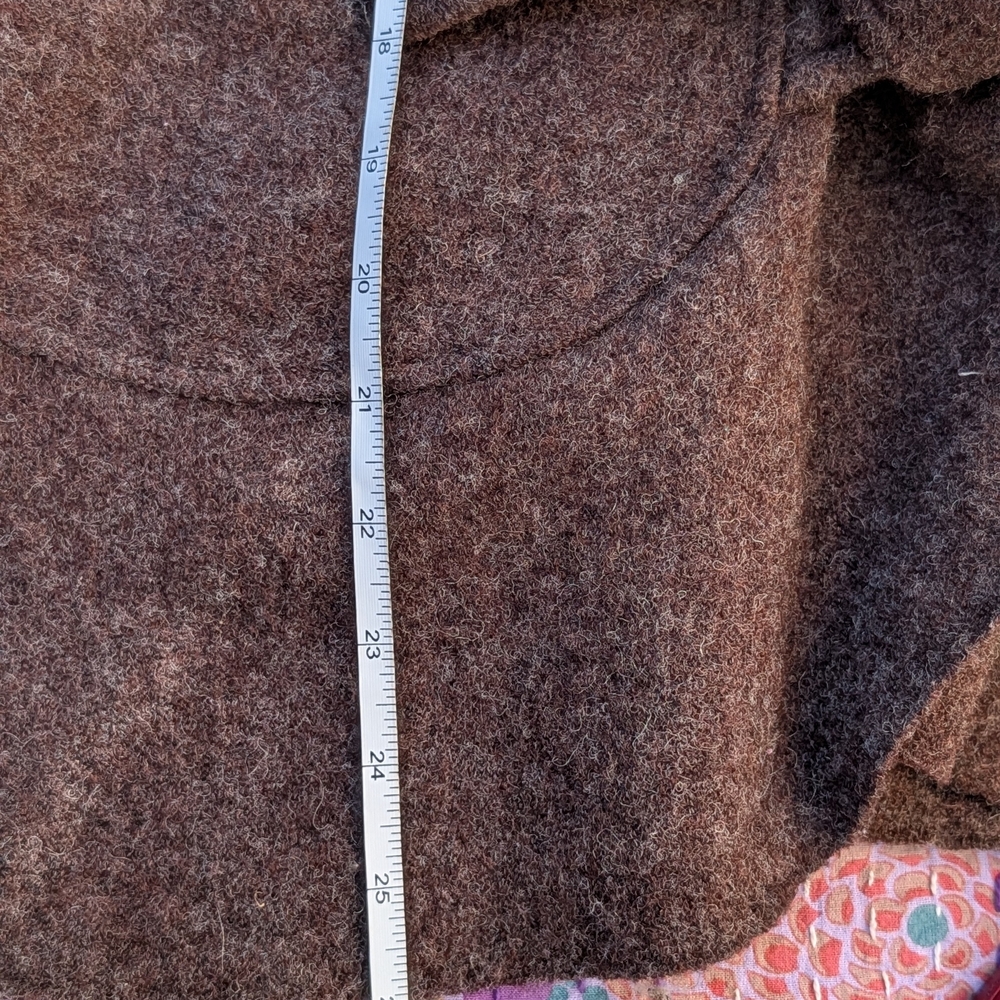 Brown Sleeveless Ruffle Cardigan - Picture 7 of 8